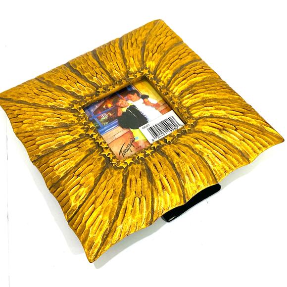 Terragrafics goldtone photo picture frame square chunky textured 3" square - Picture 3 of 5